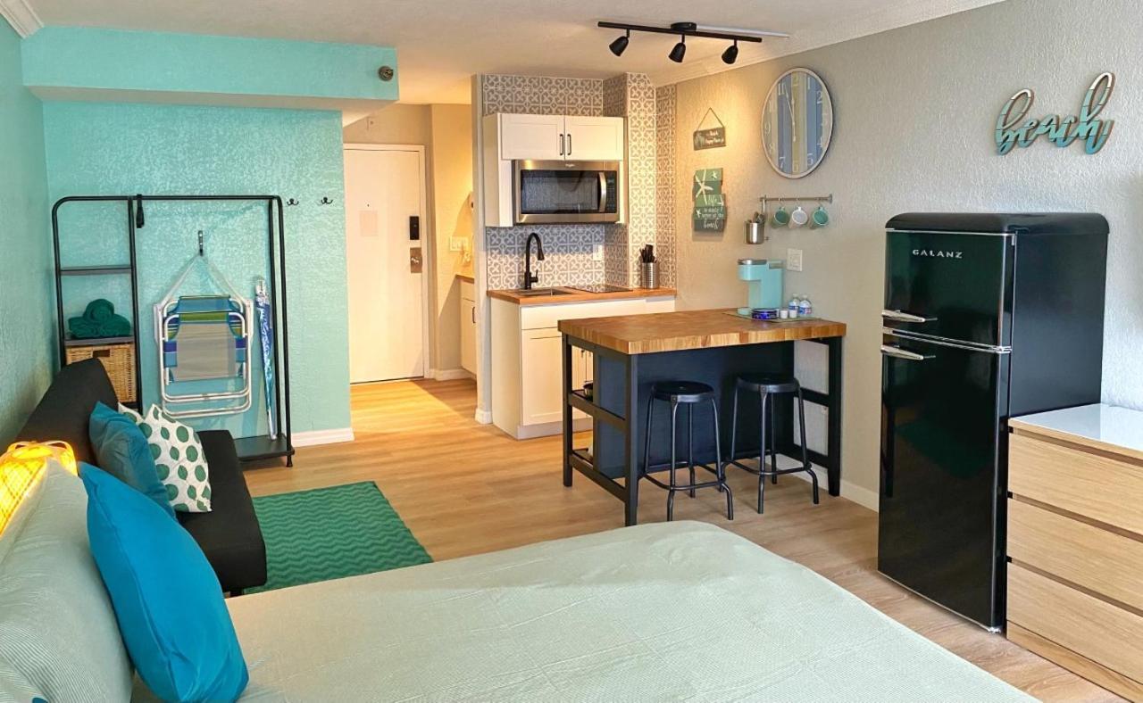 Castaways Resort Studios Daytona Beach Exteriör bild
