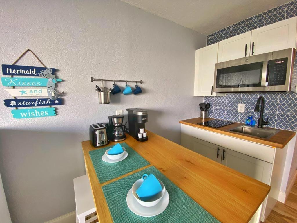 Castaways Resort Studios Daytona Beach Exteriör bild