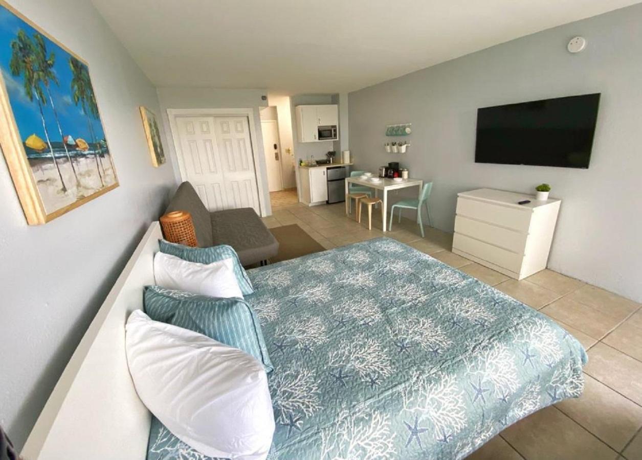 Castaways Resort Studios Daytona Beach Exteriör bild