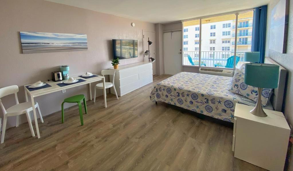 Castaways Resort Studios Daytona Beach Exteriör bild