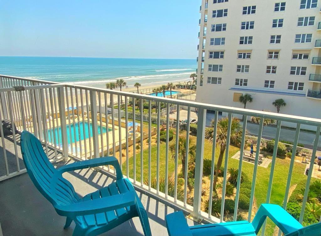 Castaways Resort Studios Daytona Beach Exteriör bild