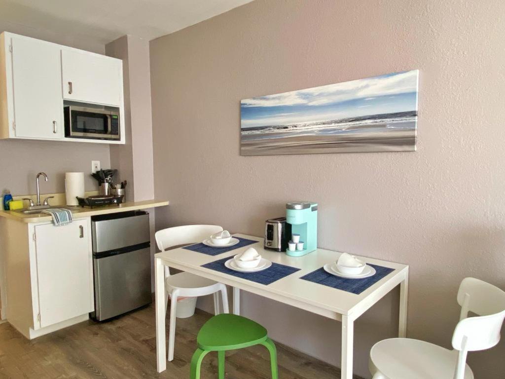Castaways Resort Studios Daytona Beach Exteriör bild