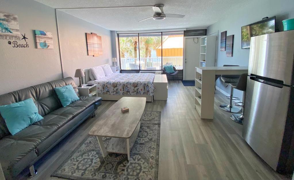 Castaways Resort Studios Daytona Beach Exteriör bild
