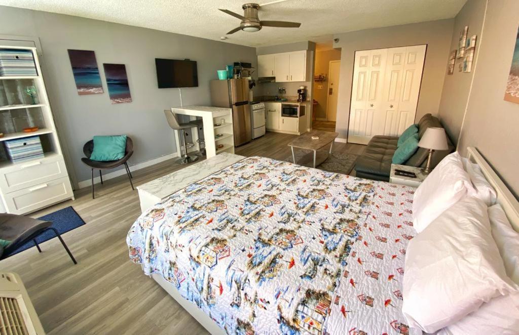 Castaways Resort Studios Daytona Beach Exteriör bild